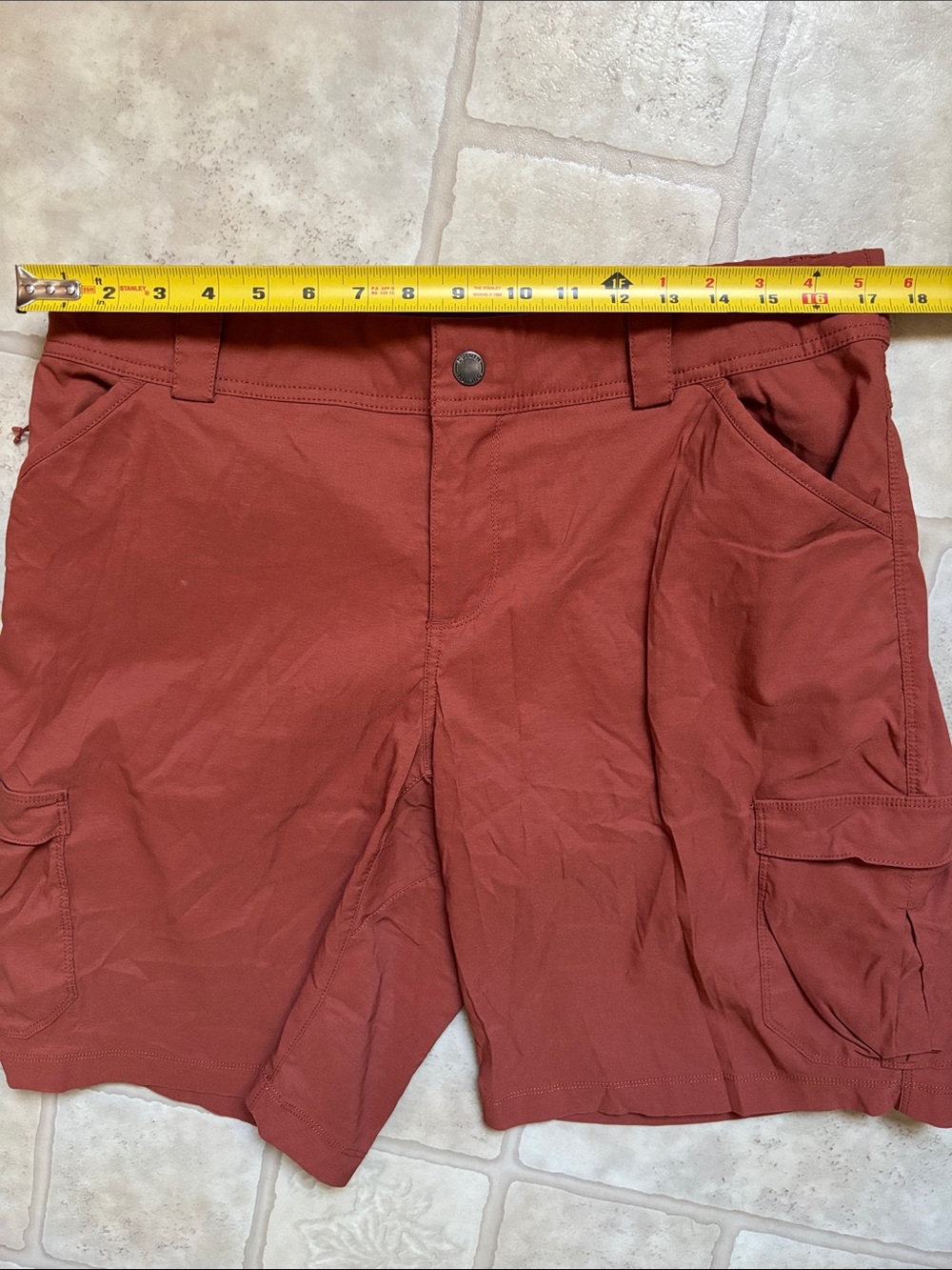 Duluth Trading Co. Rust Colored Cargo Shorts, Women’s Size 14 - Picture 4 of 7